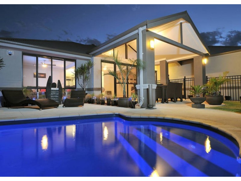 62 Harrington Waters Drive, Waikiki WA 6169