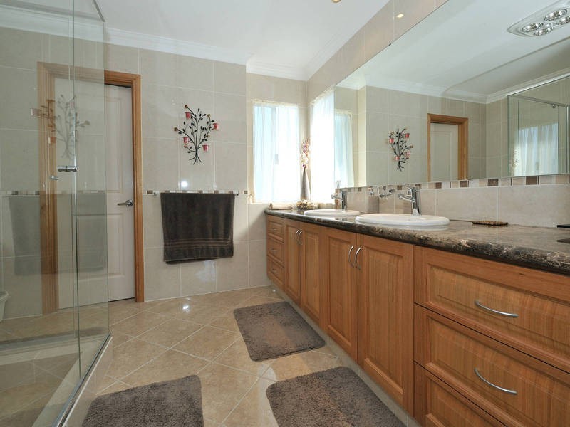 4 Julia Street, Waikiki WA 6169