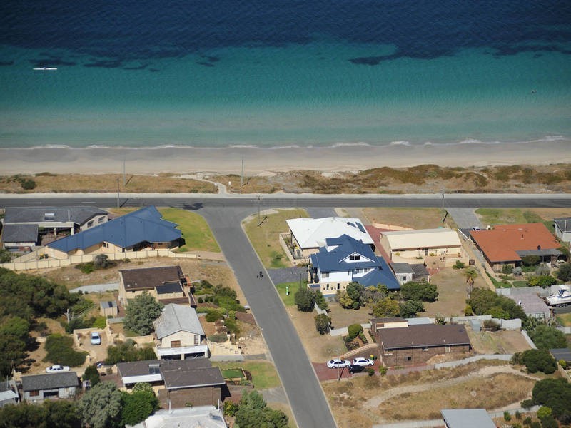 4 Julia Street, Waikiki WA 6169