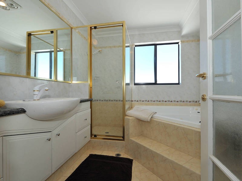 10/47 Esplanade, Rockingham WA 6168