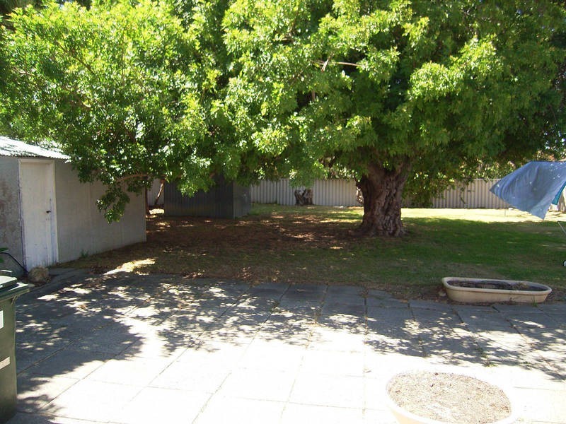 51 Jecks Street, Rockingham WA 6168