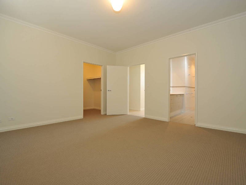 7/2 Lewington Street, Rockingham WA 6168