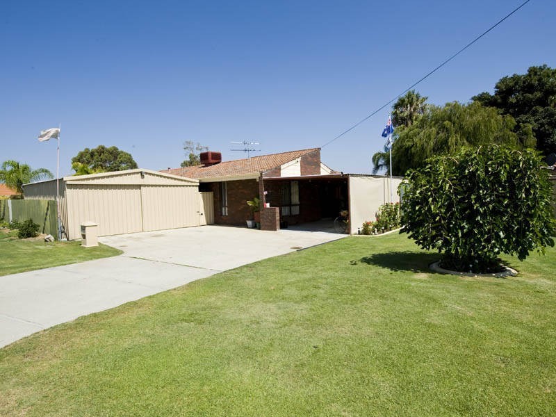 4 Nova Court, Cooloongup WA 6168