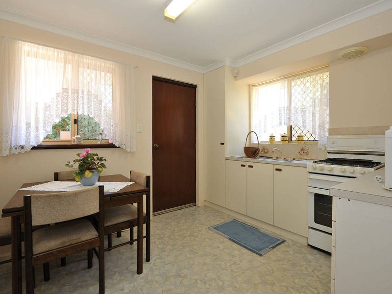 36 Hartland Way, Warnbro WA 6169