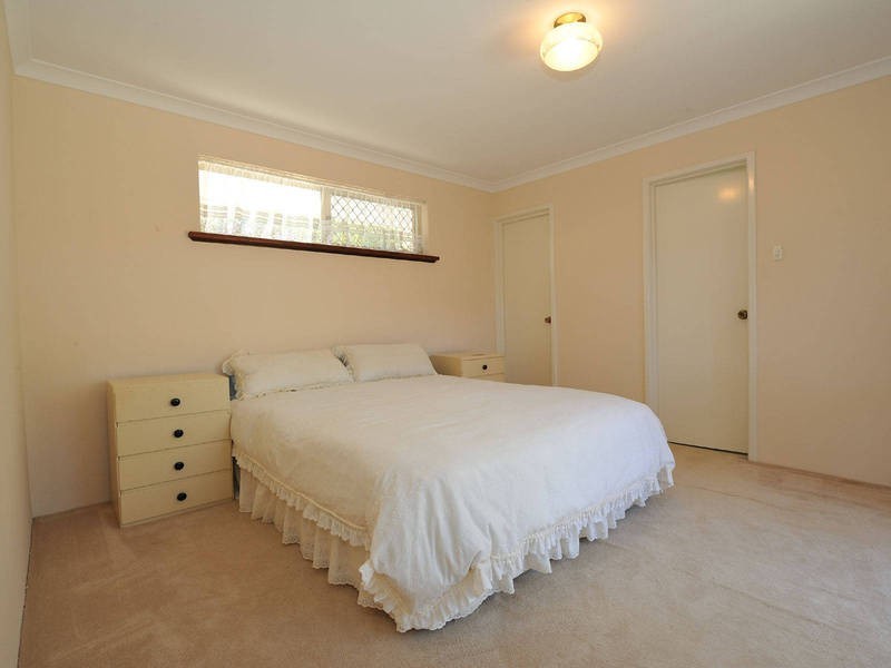 36 Hartland Way, Warnbro WA 6169