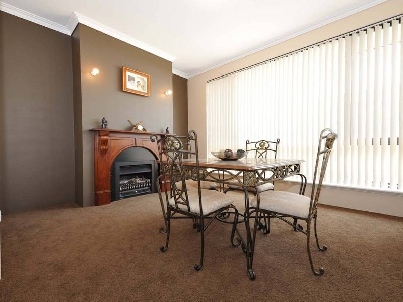 46 Morfontaine Parade, Port Kennedy WA 6172