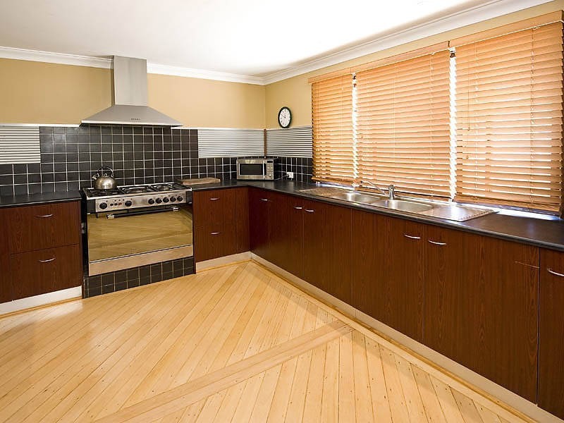 14 La Seyne Crescent, Warnbro WA 6169