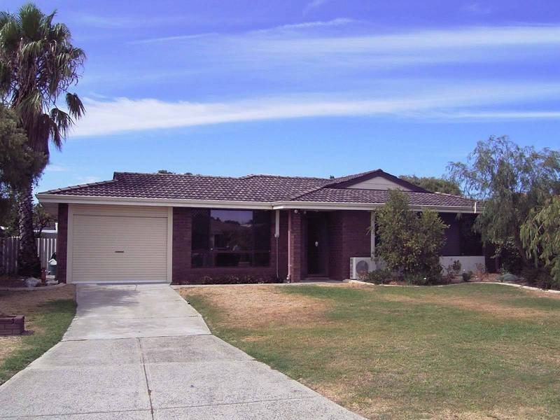 12 Raeside Crescent, Cooloongup WA 6168