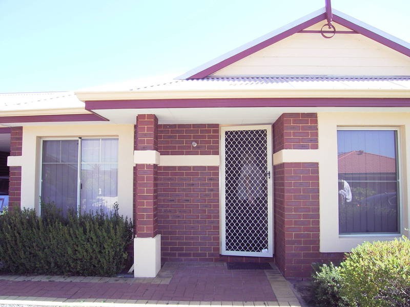 9/44 Gnangara Drive, Waikiki WA 6169