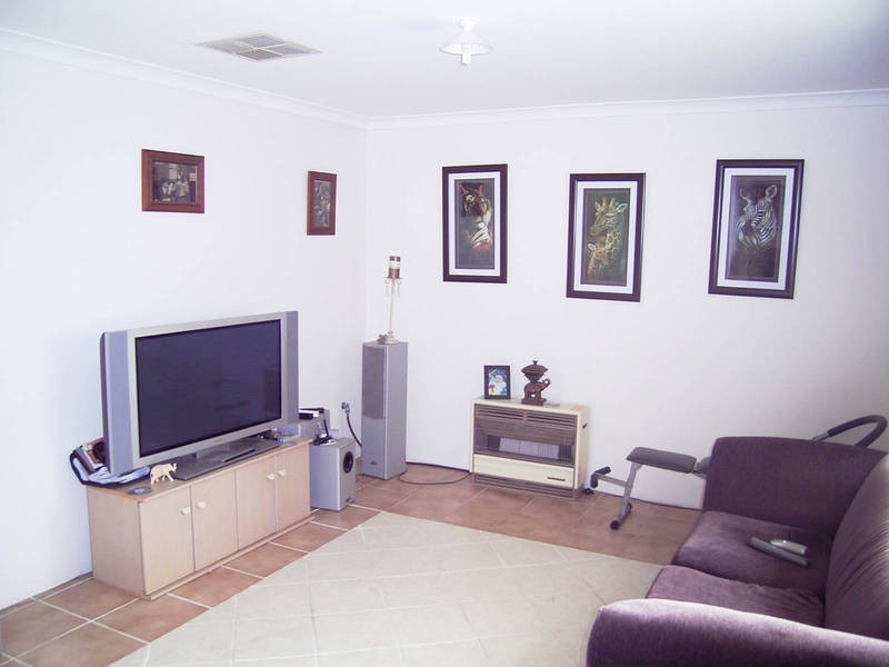3 Armistice Way, Warnbro WA 6169