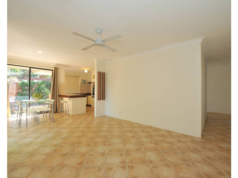 26 Ludlow Way, Warnbro WA 6169
