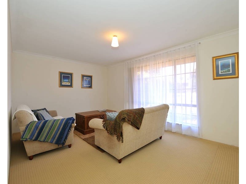 26 Ludlow Way, Warnbro WA 6169