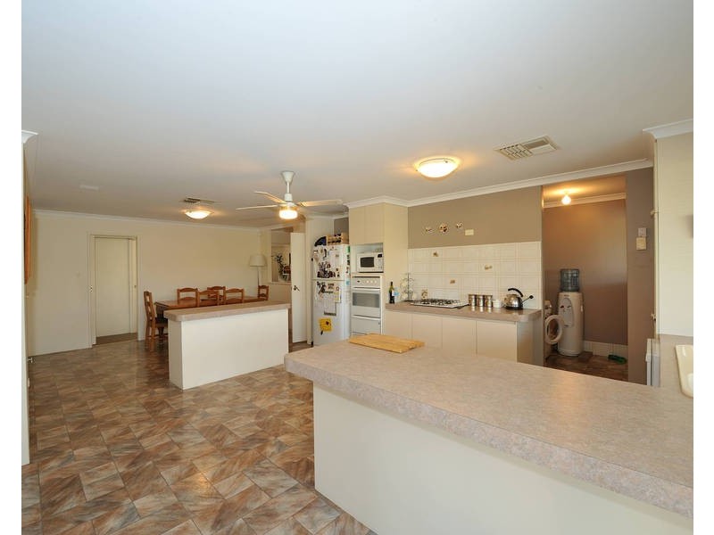 1 Morritt Close, Rockingham WA 6168