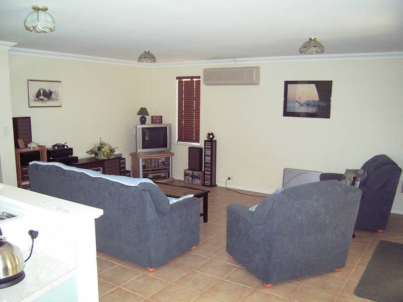 2 Brindabella Avenue, Rockingham WA 6168