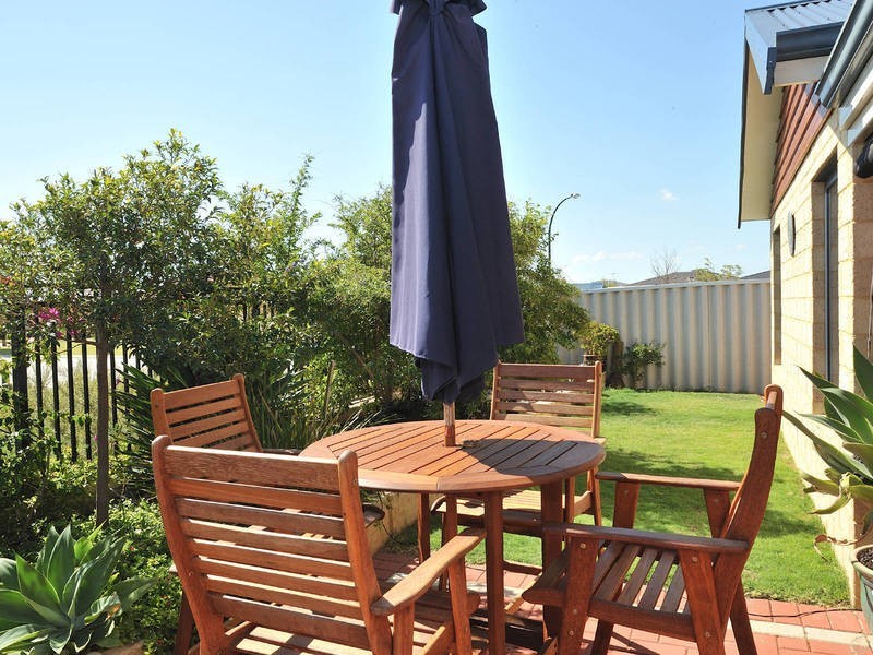 2 Verin Lane, Port Kennedy WA 6172