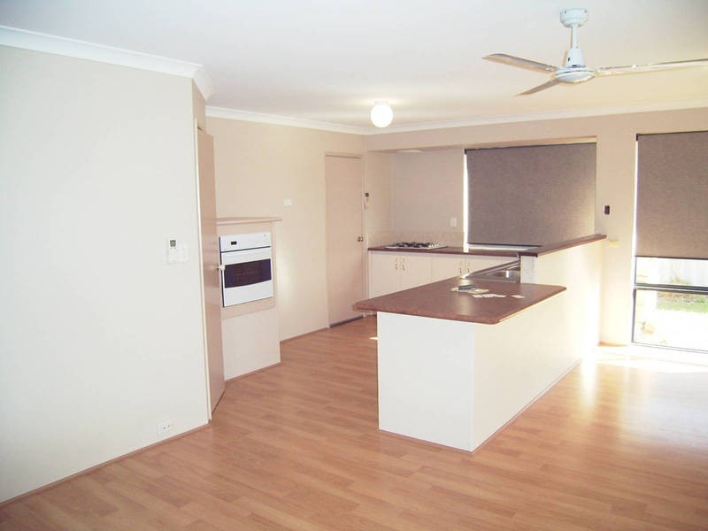 44 Sarah Ann Crescent, Warnbro WA 6169