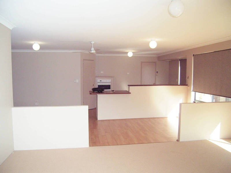 44 Sarah Ann Crescent, Warnbro WA 6169