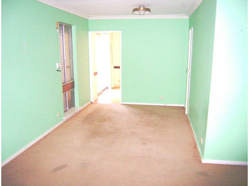 9 Merilup Court, Hillman WA 6168