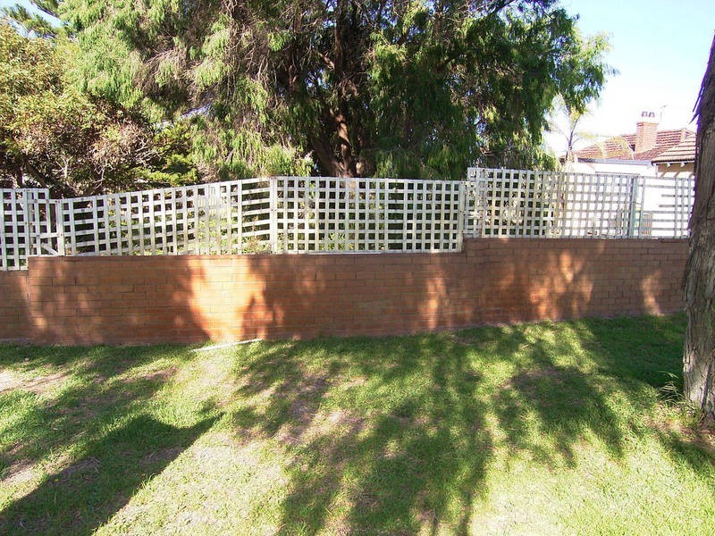 1 McLarty Road, Shoalwater WA 6169