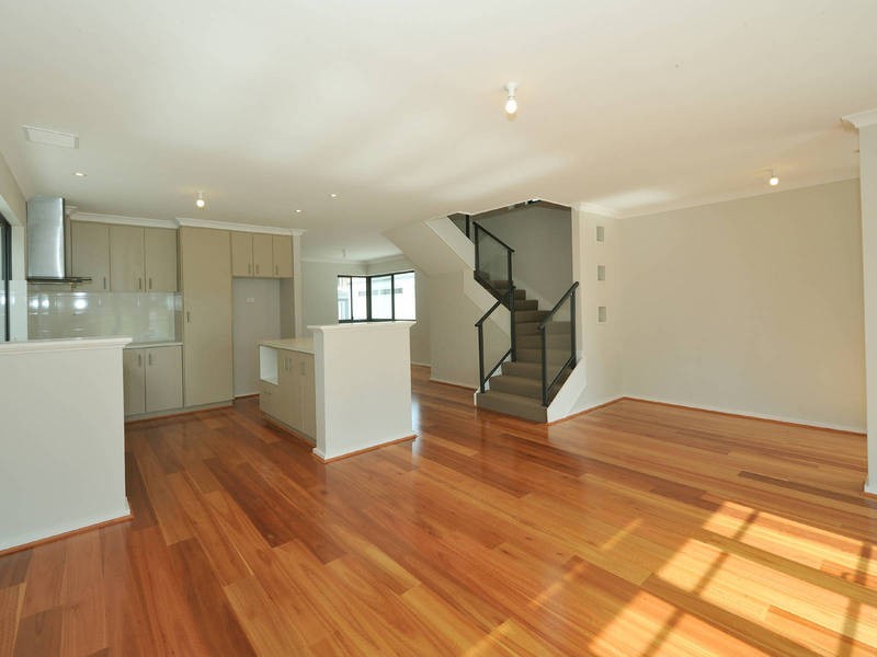 7A King George Street, Shoalwater WA 6169