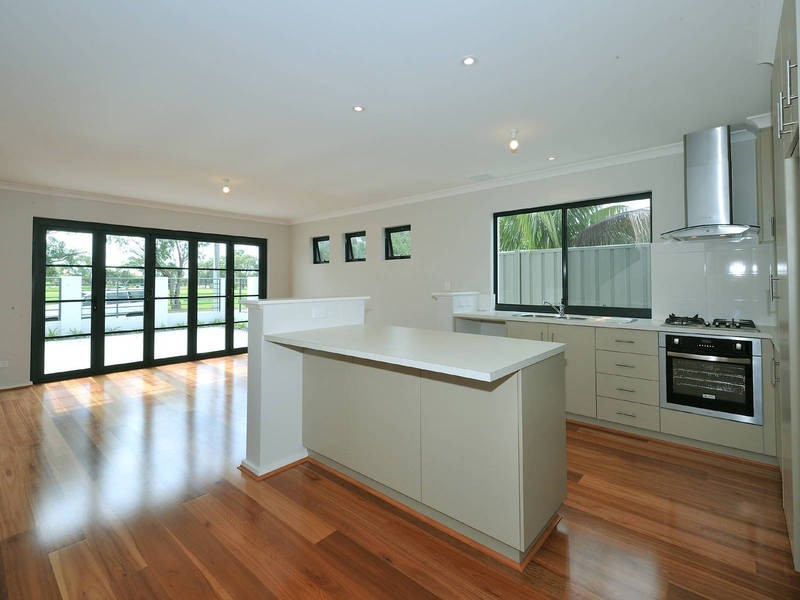 7B King George Street, Shoalwater WA 6169