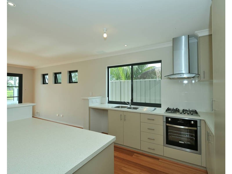 7C King George Street, Shoalwater WA 6169