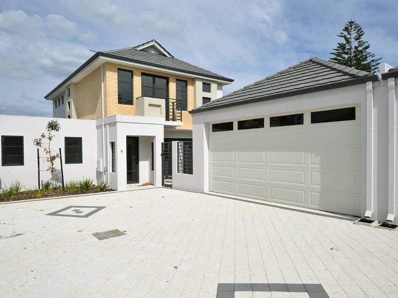 7D King George Street, Shoalwater WA 6169