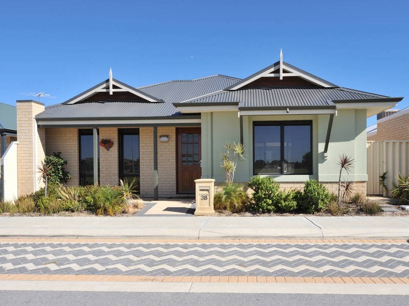 38 Merrimac Loop, Rockingham WA 6168