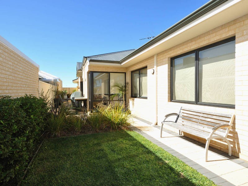 38 Merrimac Loop, Rockingham WA 6168
