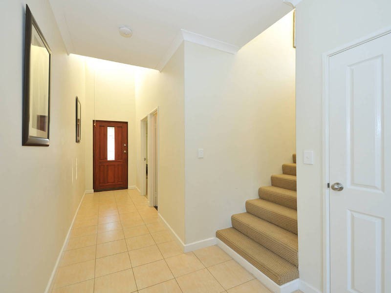 4/38 Lewington Street, Rockingham WA 6168