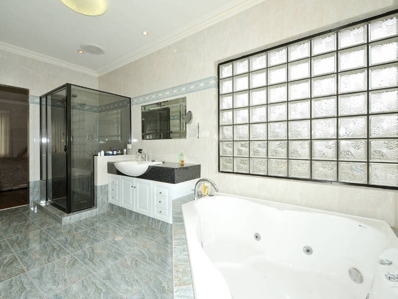 12 Florence Street, Rockingham WA 6168