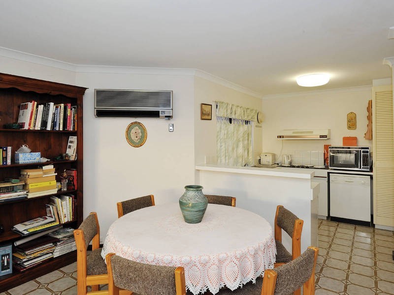 4/136 Kent St, Rockingham WA 6168