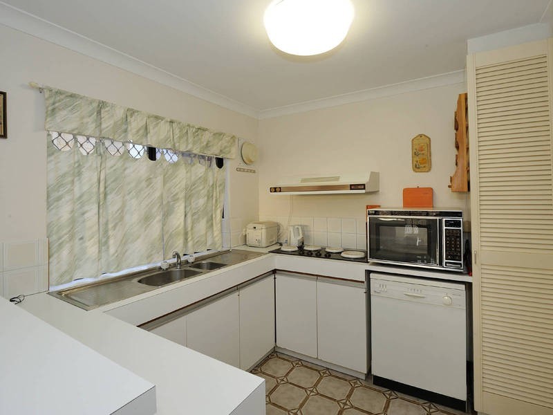 4/136 Kent St, Rockingham WA 6168