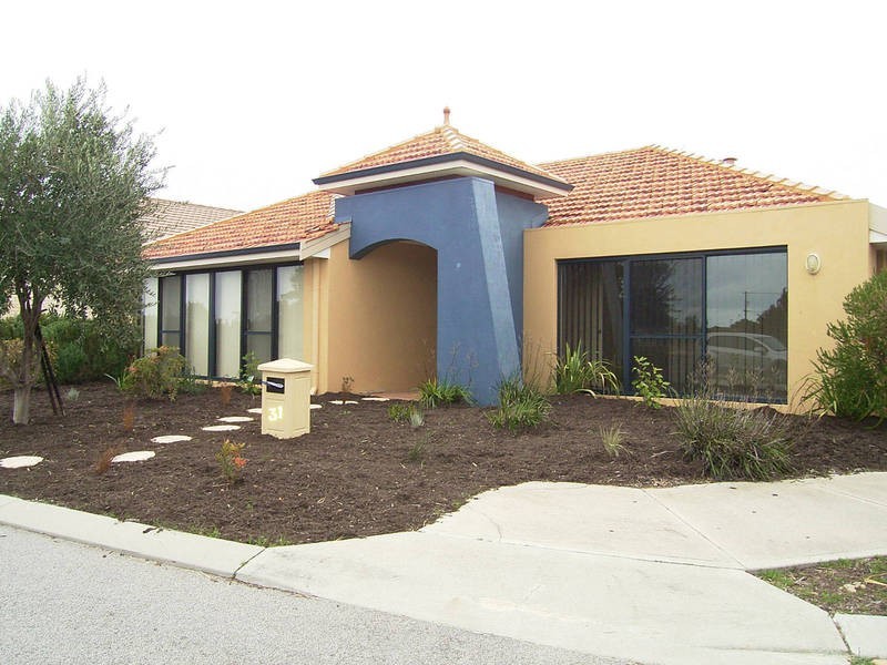 31 Highlander Parade, Rockingham WA 6168