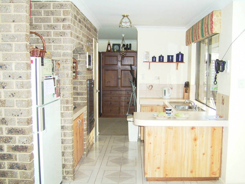 21 Caribbean Drive, Safety Bay WA 6169