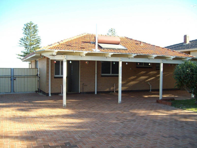 310 Safety Bay Road, Safety Bay WA 6169