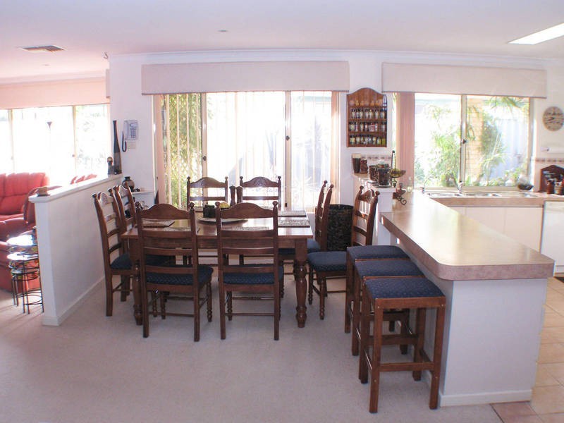 51 Gnangara Drive, Waikiki WA 6169