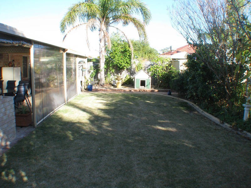 51 Gnangara Drive, Waikiki WA 6169