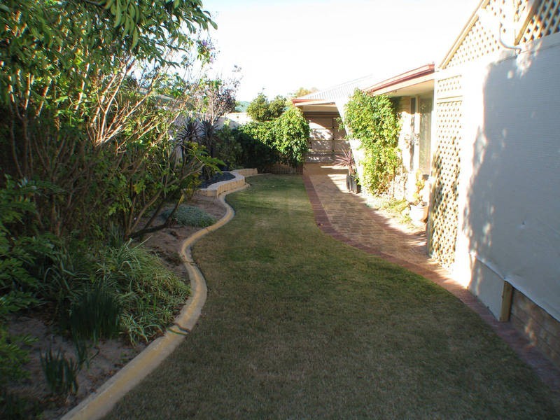 51 Gnangara Drive, Waikiki WA 6169