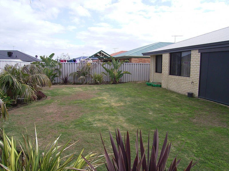 43 Pastrana Circuit, Port Kennedy WA 6172