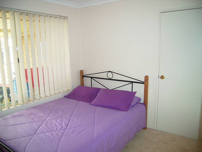 16 Darwin Place, Warnbro WA 6169