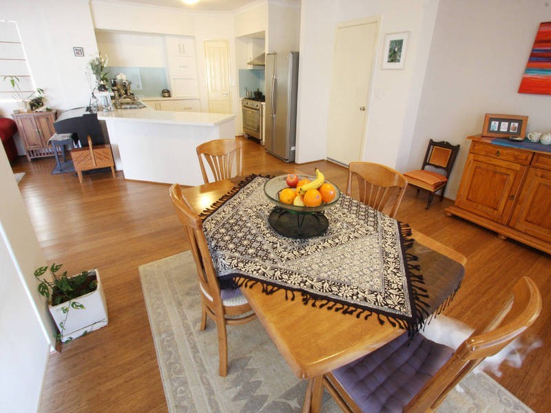 11 Morfontaine Parade, Port Kennedy WA 6172