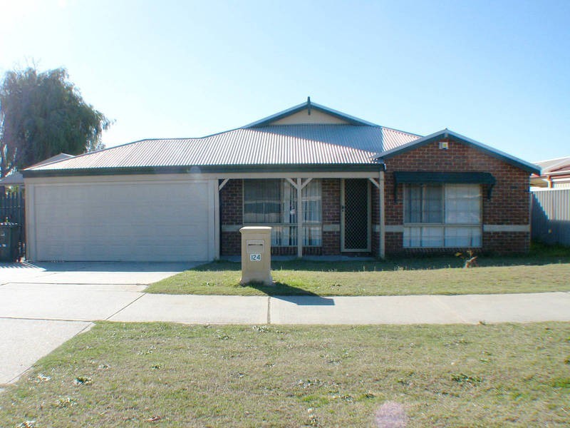 124 Charthouse Road, Waikiki WA 6169