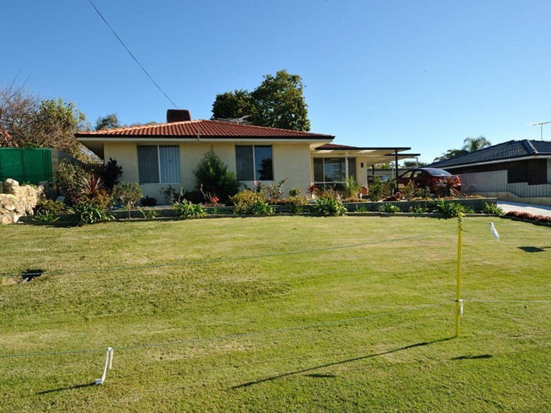 9 McKean Way, Parmelia WA 6167