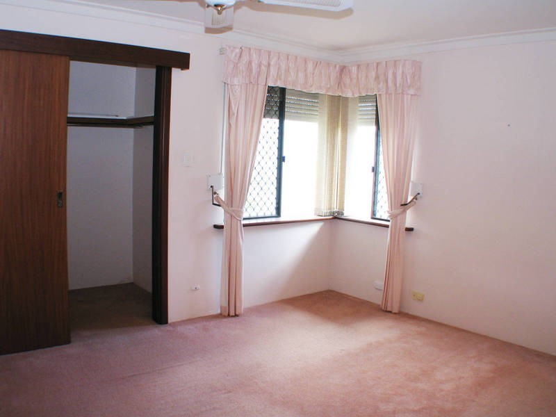 100 Donald Drive, Safety Bay WA 6169