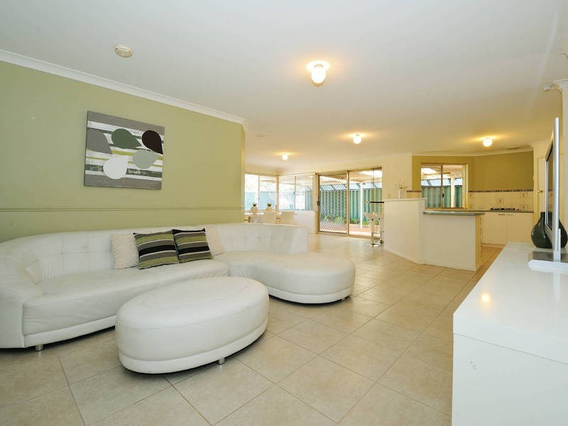 175 Currie Street, Warnbro WA 6169