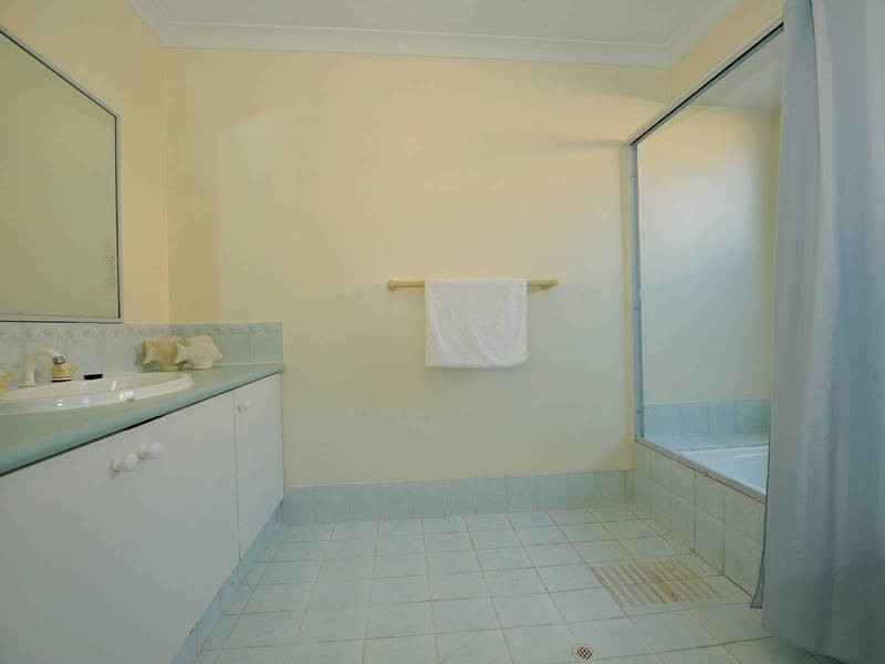 175 Currie Street, Warnbro WA 6169