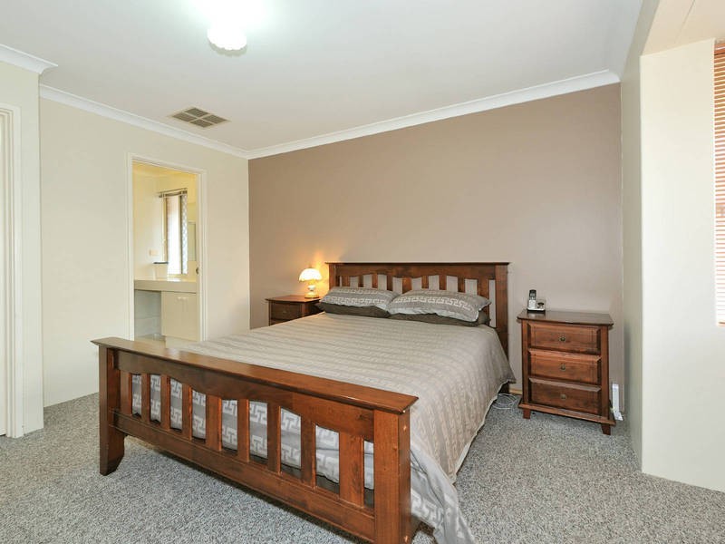 11 Inaja Mews, Warnbro WA 6169