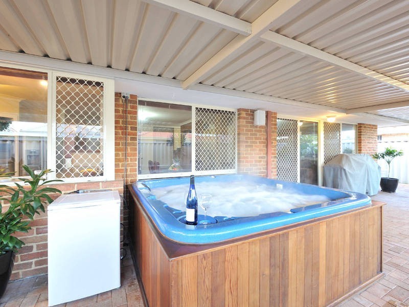 11 Inaja Mews, Warnbro WA 6169