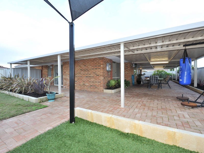11 Inaja Mews, Warnbro WA 6169